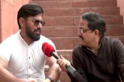 मिलिए ब्लाइंड क्रिकेट टीम के कप्तान अजय रेड्डी से, जिन्हें मिला अर्जुन अवॉर्ड मिलिए ब्लाइंड क्रिकेट टीम के कप्तान अजय रेड्डी से, जिन्हें मिला अर्जुन अवॉर्ड