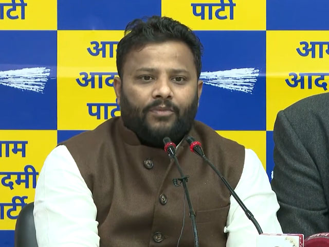 AAP To Launch 'Main Bhi Kejriwal' Public Dialogue Campaign From January 4