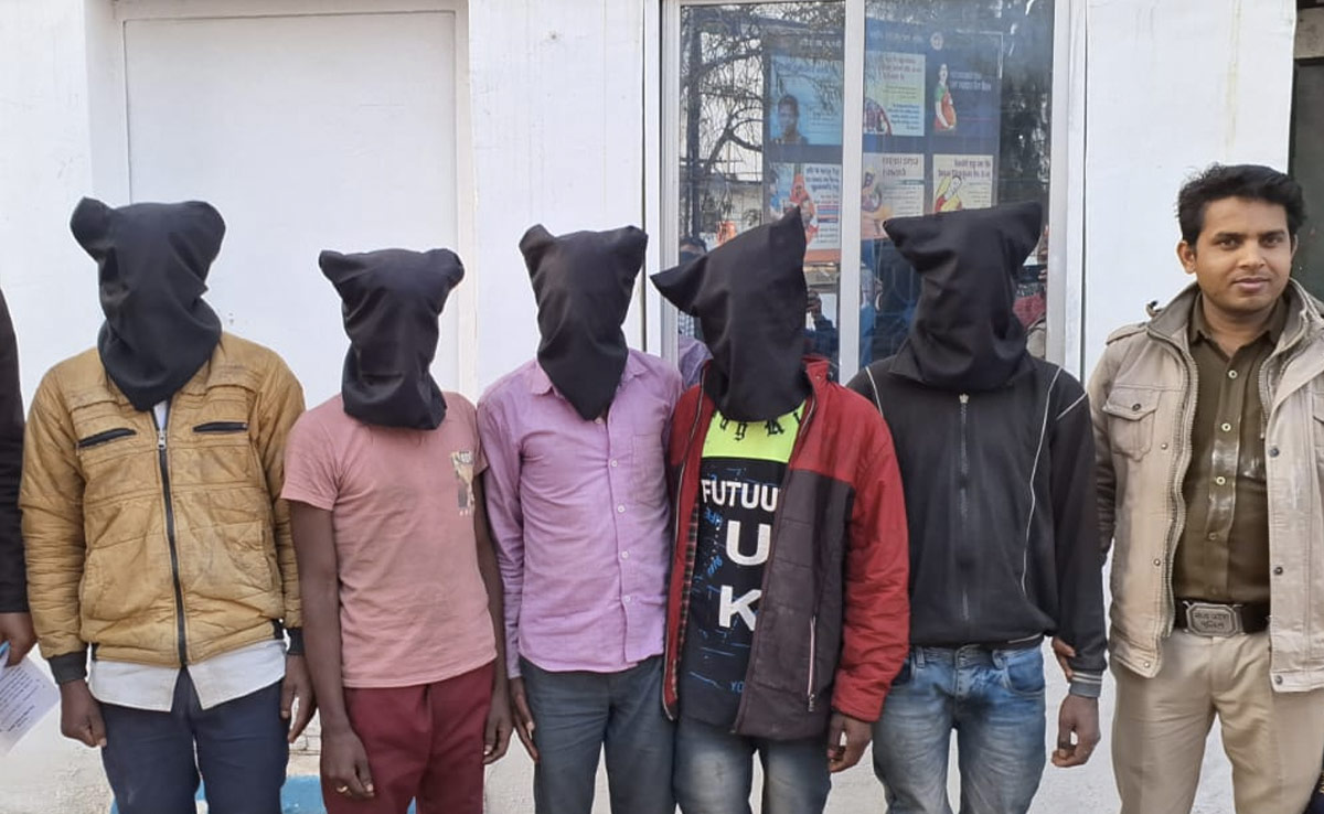 प्यार में धोखा... शादी का झांसा देकर प्रेमी ने नाबालिग प्रेमिका को डेढ़ लाख में बेचा, राजस्थान में पकड़ा गया गिरोह