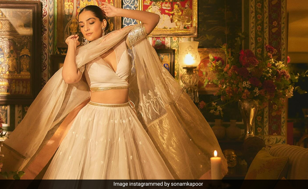 Sonam Kapoor On Taking "16 Months" To Feel Like Herself: "Being A Woman Is A Wondrous Thing"