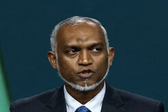 "India-Out" To Muizzu Out? Maldives' President Cornered "India-Out" To Muizzu Out? Maldives' President Cornered