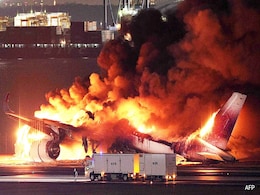 This Act By Passengers Helped Save 379 Lives After Tokyo Runway Crash This Act By Passengers Helped Save 379 Lives After Tokyo Runway Crash