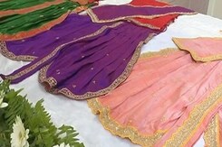भगवान राम के लिए लाखों भक्तों ने मिलकर तैयार किए वस्त्र भगवान राम के लिए लाखों भक्तों ने मिलकर तैयार किए वस्त्र