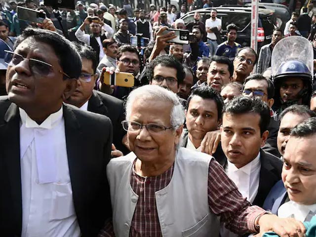 बांग्लादेश के नोबेल पुरस्कार विजेता मोहम्मद यूनुस को कोर्ट ने सुनाई 6 माह की सजा