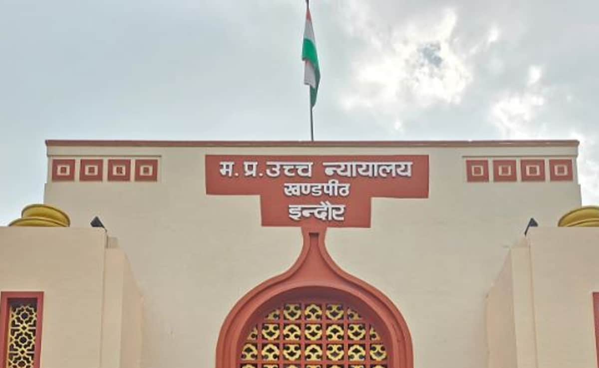 धार भोजशाला मामला; इंदौर हाईकोर्ट में डेढ़ घंटे बहस, अब 2 अप्रैल को अगली सुनवाई