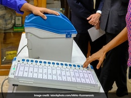 पहिल्या टप्प्यात पश्चिम बंगालमध्ये 77.57 मतदान, महाराष्ट्रासह देशभरात कुठे किती मतदान? पहिल्या टप्प्यात पश्चिम बंगालमध्ये 77.57 मतदान, महाराष्ट्रासह देशभरात कुठे किती मतदान?
