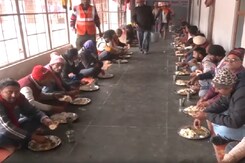 Devotees Eat At Ayodhya's 'Sita Ki Rasoi' Devotees Eat At Ayodhya's 'Sita Ki Rasoi'