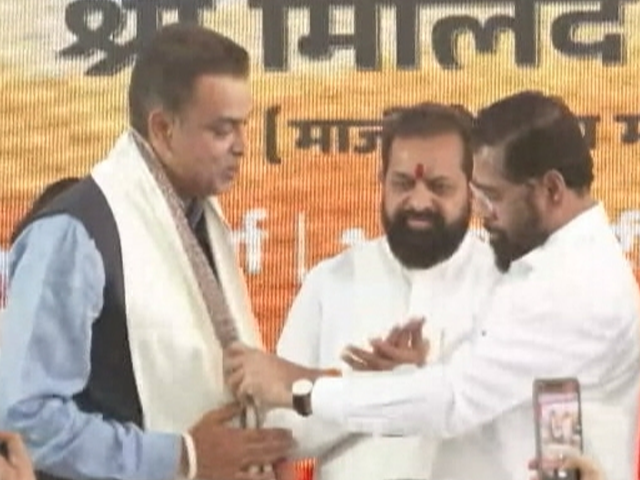मिलिंद देवड़ा शिवसेना में शामिल हुए, एकनाथ शिंदे ने पार्टी में शामिल कराया