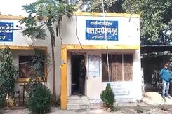 ग्वालियर में सुरक्षाकर्मियों को धक्का देकर बाल गृह से फरार हुए 6 नाबालिग ग्वालियर में सुरक्षाकर्मियों को धक्का देकर बाल गृह से फरार हुए 6 नाबालिग