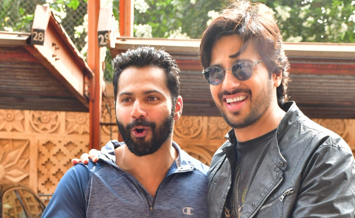 <i>Student Of The Year</i> Reunion: Jab Varun Dhawan Met Sidharth Malhotra At <i>Indian Police Force</i> Promotions