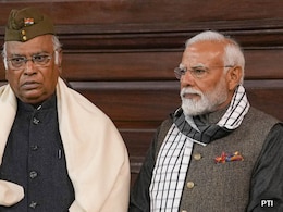 PM Modi Speaks To Mallikarjun Kharge, Wishes Him Speedy Recovery PM Modi Speaks To Mallikarjun Kharge, Wishes Him Speedy Recovery