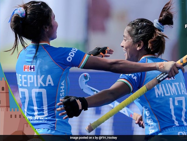 India Beat New Zealand 11-1 To Enter FIH Womens Hockey5s World Cup India Beat New Zealand 11-1 To Enter FIH Womens Hockey5s World Cup