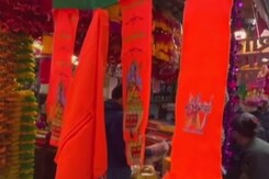 राममंदिर उद्घाटन से पहले बाजारों में भगवान राम से जुड़े सामानों की बिक्री बढ़ी राममंदिर उद्घाटन से पहले बाजारों में भगवान राम से जुड़े सामानों की बिक्री बढ़ी