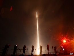 US' Private Moon Lander Mission May Fail Due To "Critical Loss" Of Fuel US' Private Moon Lander Mission May Fail Due To "Critical Loss" Of Fuel