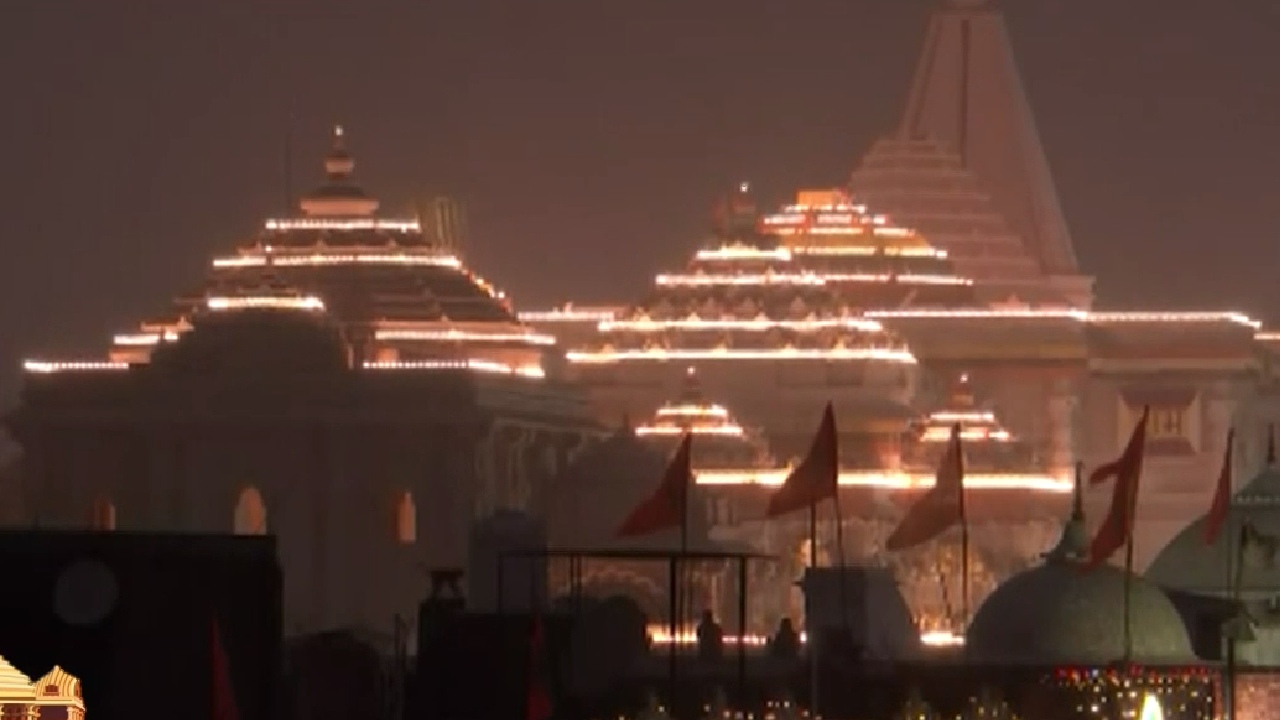 'राममय' हुई अयोध्या नगरी श्रद्धालुओं को अपने प्रभु का इंतज़ार