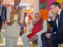 Here's What French President Emmanuel Macron Ate On His Trip To India Here's What French President Emmanuel Macron Ate On His Trip To India