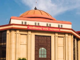 Bilaspur High Court: सोलर लाइट खरीद में कथित घोटाले पर हाईकोर्ट हुआ सख्त, ऊर्जा विभाग के सचिव और अध्यक्ष ने पेश किया हलफनामा Bilaspur High Court: सोलर लाइट खरीद में कथित घोटाले पर हाईकोर्ट हुआ सख्त, ऊर्जा विभाग के सचिव और अध्यक्ष ने पेश किया हलफनामा