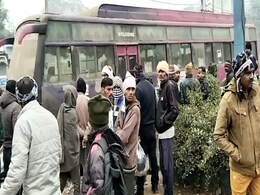 MP Crime News : महीने भर से बंद पड़ी बस में मिली लटकती लाश, हत्या का संदेश, पुलिस की जांच शुरु MP Crime News : महीने भर से बंद पड़ी बस में मिली लटकती लाश, हत्या का संदेश, पुलिस की जांच शुरु