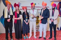 विंध्य इंटरनेशनल फिल्म फेस्टिवल का हुआ समापन, 'V3: विंध्य विक्टिम वर्डिक्ट' ने जीते तीन विंध्य इंटरनेशनल फिल्म फेस्टिवल का हुआ समापन, 'V3: विंध्य विक्टिम वर्डिक्ट' ने जीते तीन