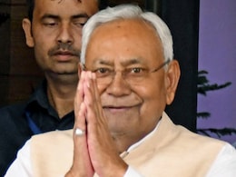नीतीश कुमार के NDA में जाने से बिहार विधानसभा में बदल गया सीटों का गणित नीतीश कुमार के NDA में जाने से बिहार विधानसभा में बदल गया सीटों का गणित