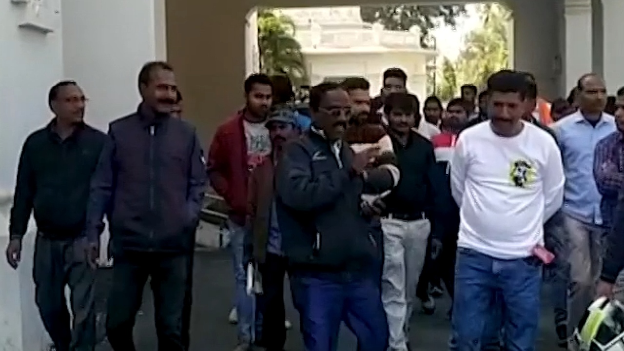 सरगुजा में अदाणी के बंद खदानों को दोबारा चालू करने की उठी मांग