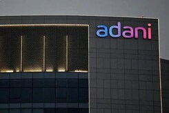 हिंडनबर्ग केस में अदाणी ग्रुप को क्लीन चिट पर सुप्रीम कोर्ट की मुहर हिंडनबर्ग केस में अदाणी ग्रुप को क्लीन चिट पर सुप्रीम कोर्ट की मुहर