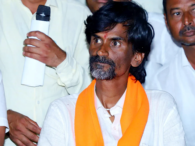 मराठा आरक्षण: मनोज जारांगे पाटिल की शिदें सरकार से क्या हुई बात