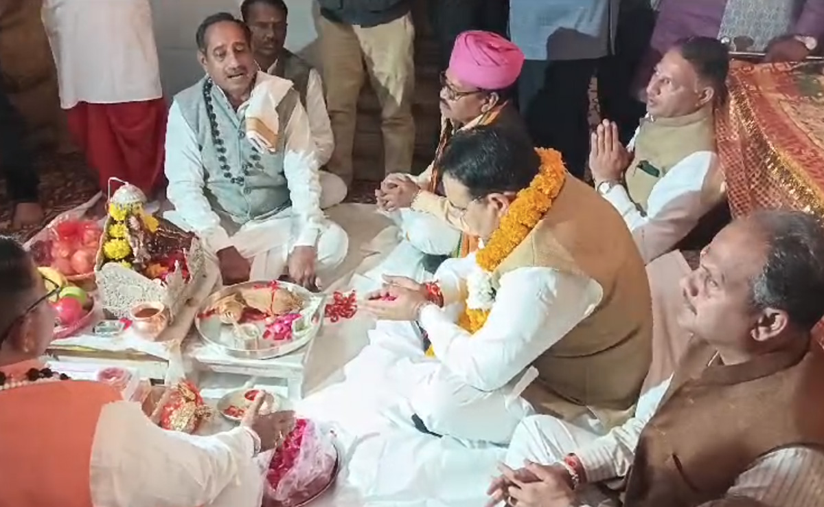 त्रिपुरा सुंदरी मंदिर पहुंचे सीएम भजनलाल शर्मा, अयोध्या राम मंदिर प्राण प्रतिष्ठा समारोह के लिए की विशेष पूजा-अर्चना
