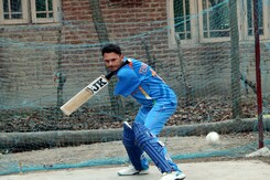 "My Dreams Getting Fulfilled": J&K Para Cricketer After Gautam Adani's Support "My Dreams Getting Fulfilled": J&K Para Cricketer After Gautam Adani's Support