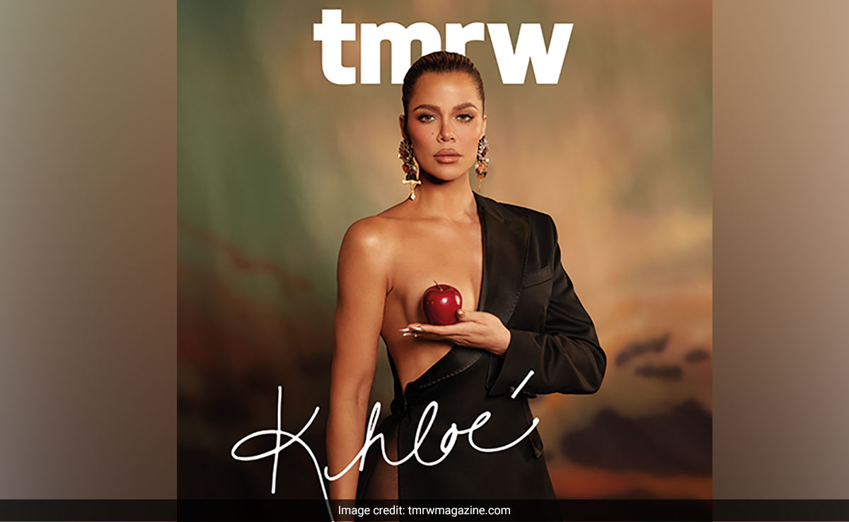 Khloe Kardashian Accessorizes Her Black Dolce & Gabbana Blazer Dress With Nothing But An Apple