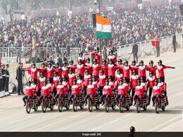 भारत सैन्य ताकत, महिला शक्ति के भव्य प्रदर्शन के साथ 75वें गणतंत्र दिवस का मनाएगा जश्न भारत सैन्य ताकत, महिला शक्ति के भव्य प्रदर्शन के साथ 75वें गणतंत्र दिवस का मनाएगा जश्न