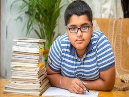 बच्चा मिनटों में उंगलियों पर हल कर लेता है सवाल, तो समझ जाइए उसका IQ लेवल है हाई, ये लक्षण होते हैं होनहारों में बच्चा मिनटों में उंगलियों पर हल कर लेता है सवाल, तो समझ जाइए उसका IQ लेवल है हाई, ये लक्षण होते हैं होनहारों में