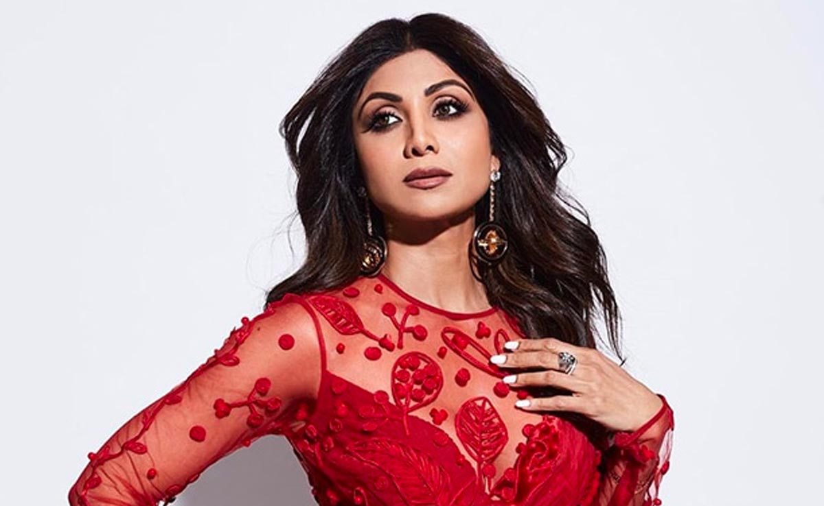 Bollywood News : शिल्पा शेट्टी ने जीता चैंपियंस ऑफ चेंज 2023 का पुरस्कार, इस तरह जाहिर की खुशी