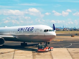 Around 25 People, Who Were On Cruise, Mysteriously Fall Sick On US Flight Around 25 People, Who Were On Cruise, Mysteriously Fall Sick On US Flight