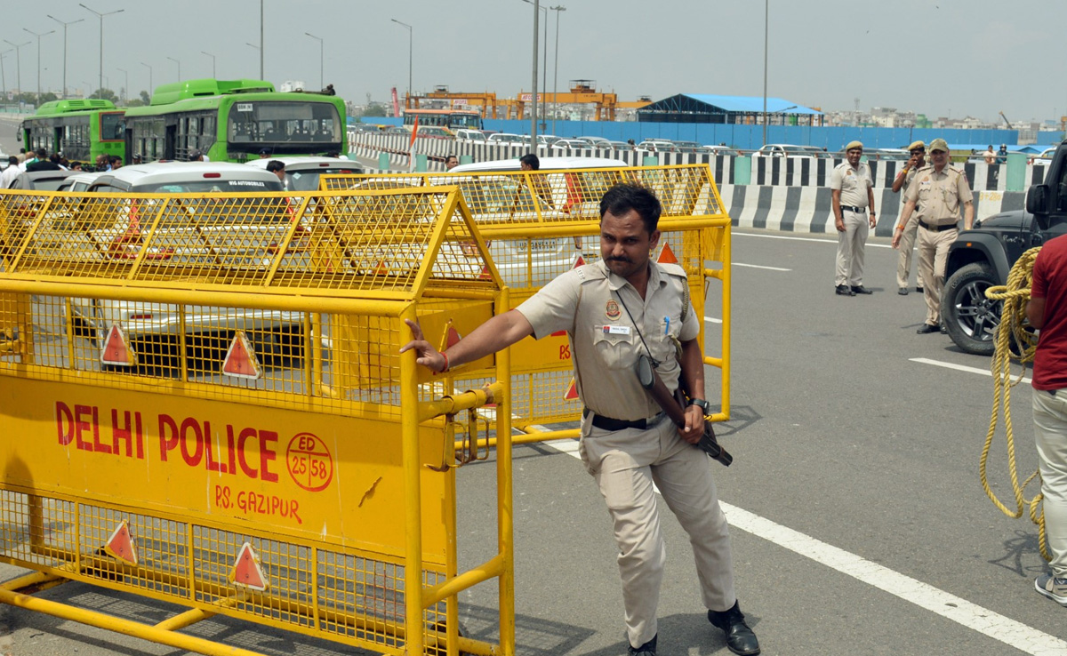 Traffic Advisory Delhi: आज दिल्ली आने से पहले पढ़ लें नई ट्रैफिक एडवाइजरी, वरना हो सकती है परेशानी