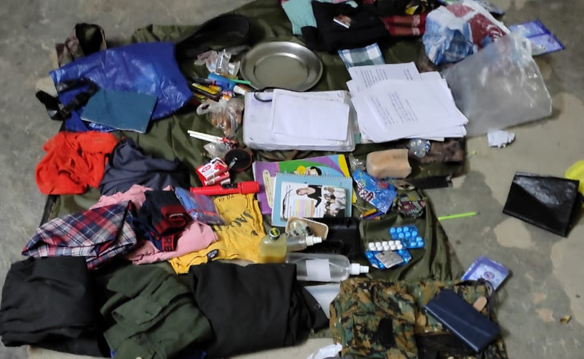 Chhattisgarh : सुकमा के जंगल में नक्सलियों के कैंप पर सुरक्षा बलों ने बोला धावा, सामान छोड़कर भागे लड़ाके