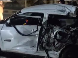 Rajasthan: जैसलमेर में पिकअप वैन से टकराई कार, 4 लोगों की मौत, नशे में रील बनाते वक्त हादसा