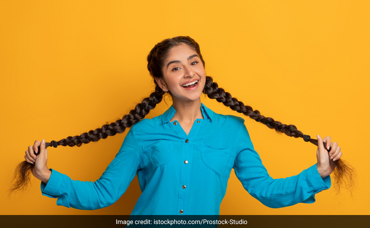 Shiny Hairs: मेहंदी को बस इन चीजों में मिलाकर लगा लें, लोग पूछने लगेंगे चमकती बालों के पीछे का राज