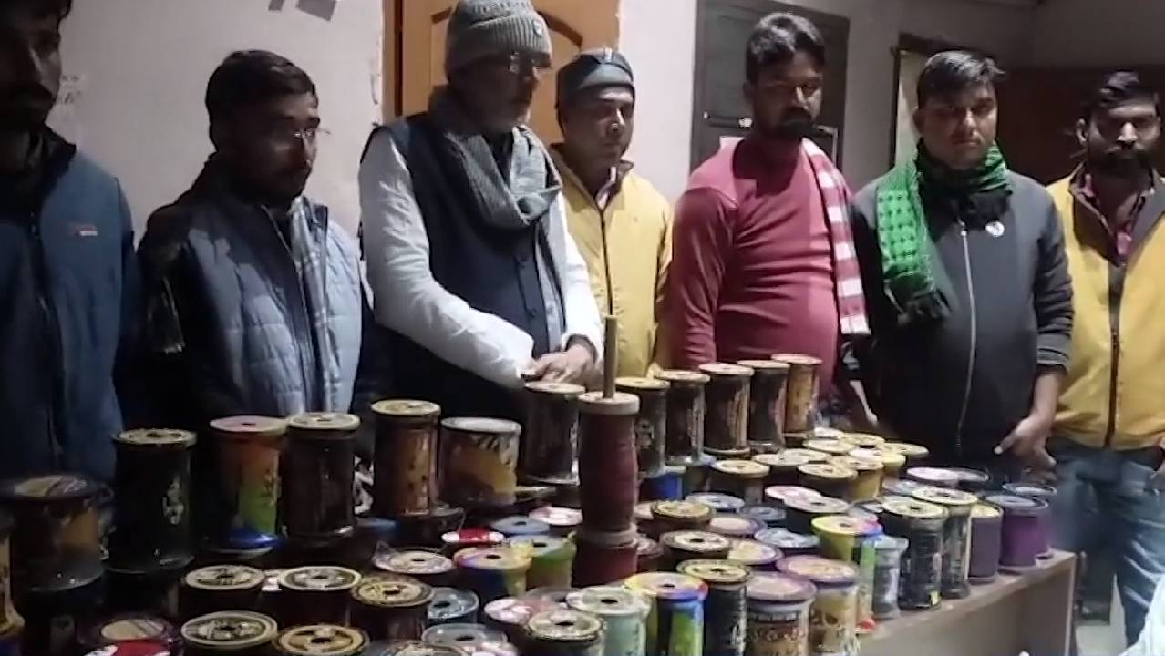 चुरू जिले में मकर संक्रांति से पहले चाइनीज मांझे पर क्यों मचा रहा बवाल ?