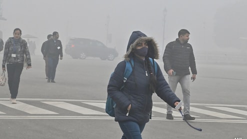 दिल्ली-नोएडा में इस साल तड़पाएगी शीतलहर? देखिए हर दिन कितनी बढ़ रही ठंड