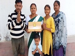 Ram Mandir Ayodhya: 700 पोस्टमॉर्टम में सहयोग करने वाली छत्तीसगढ़ की संतोषी को मिला प्राण-प्रतिष्ठा समारोह का न्योता Ram Mandir Ayodhya: 700 पोस्टमॉर्टम में सहयोग करने वाली छत्तीसगढ़ की संतोषी को मिला प्राण-प्रतिष्ठा समारोह का न्योता