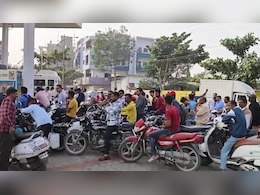 Video: Long Queues At Maharashtra, Punjab Petrol Pumps As Protests Cause Panic Buying Video: Long Queues At Maharashtra, Punjab Petrol Pumps As Protests Cause Panic Buying
