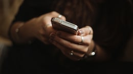Addicted To Your Phone? Follow These Tips To Overcome Phone Addiction