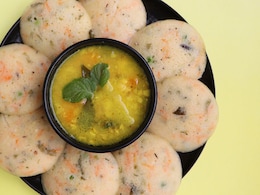 आज क्या बनाऊं: सुबह के नाश्ते के लिए बिल्कुल परफेक्ट है सब्जियों से भरी रवा इडली, नोट कर लें रेसिपी मिनटों में बनकर होगी तैयार आज क्या बनाऊं: सुबह के नाश्ते के लिए बिल्कुल परफेक्ट है सब्जियों से भरी रवा इडली, नोट कर लें रेसिपी मिनटों में बनकर होगी तैयार