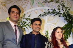 शाही शादी के लिए उदयपुर पहुंचे आयरा और नूपुर शाही शादी के लिए उदयपुर पहुंचे आयरा और नूपुर
