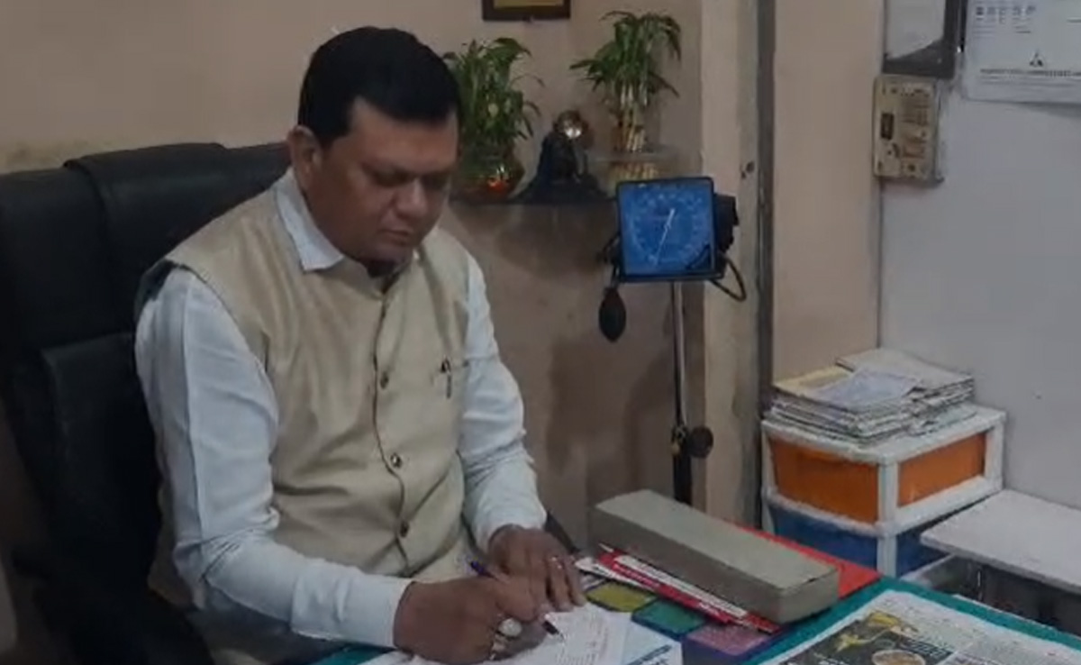 Dewas : कांग्रेस के शीर्ष नेतृत्व के अयोध्या जाने से इनकार पर इस नेता ने दिया इस्तीफा, बताई ये वजह