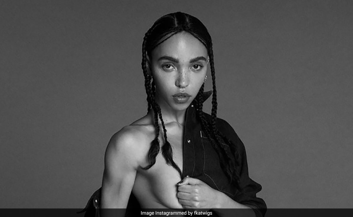 All FKA Twigs Sees Is A "Beautiful Strong Woman Of Colour" In Her Calvin Klein Ad Which Was Banned In UK