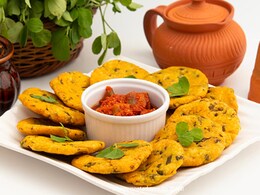 Tea Time Just Got Better With This Baked Methi Mathri Recipe - A Delicious Way To Snack Guilt-free!