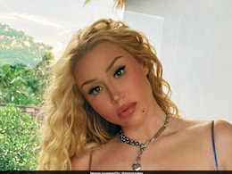 Iggy Azalea Suffers Awkward Wardrobe Malfunction Live On N3ON's Stream As She Adjusts Her Dress