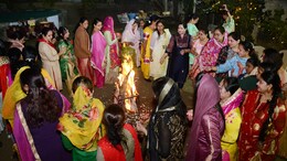 Lohri 2025: Top Wishes, Quotes And Messages To Share With Your Loved Ones